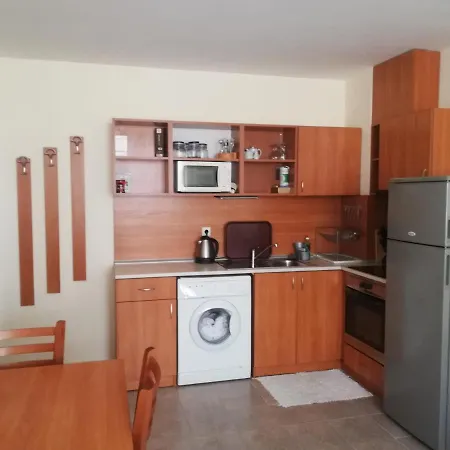 Sea Joy, Palm Marina Апартамент Равда